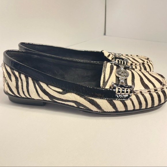 Aerosoles Nuwlywed Zebra Flats Silver Buckle Black Ivory Dyed Calf Hide SZ 7.5 - Picture 4 of 10